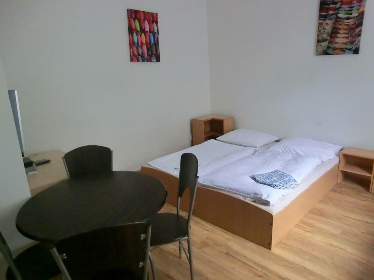 Hostel Milano Mariánské Lázně Exteriér fotografie