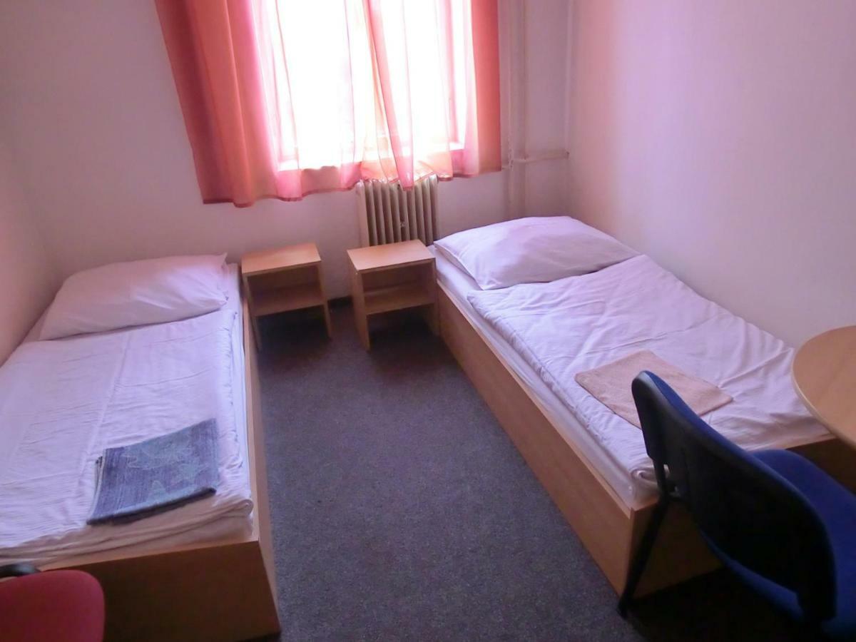 Hostel Milano Mariánské Lázně Exteriér fotografie