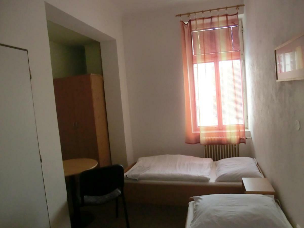 Hostel Milano Mariánské Lázně Exteriér fotografie