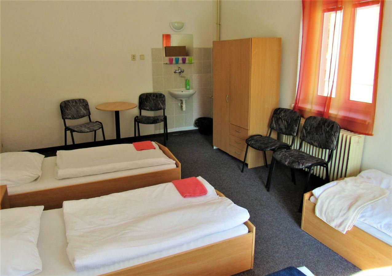 Hostel Milano Mariánské Lázně Exteriér fotografie